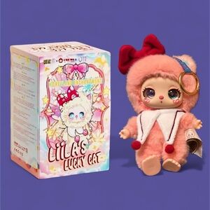 Liila’s Lucky Cat Honeyland Enchantment Plush Pendant